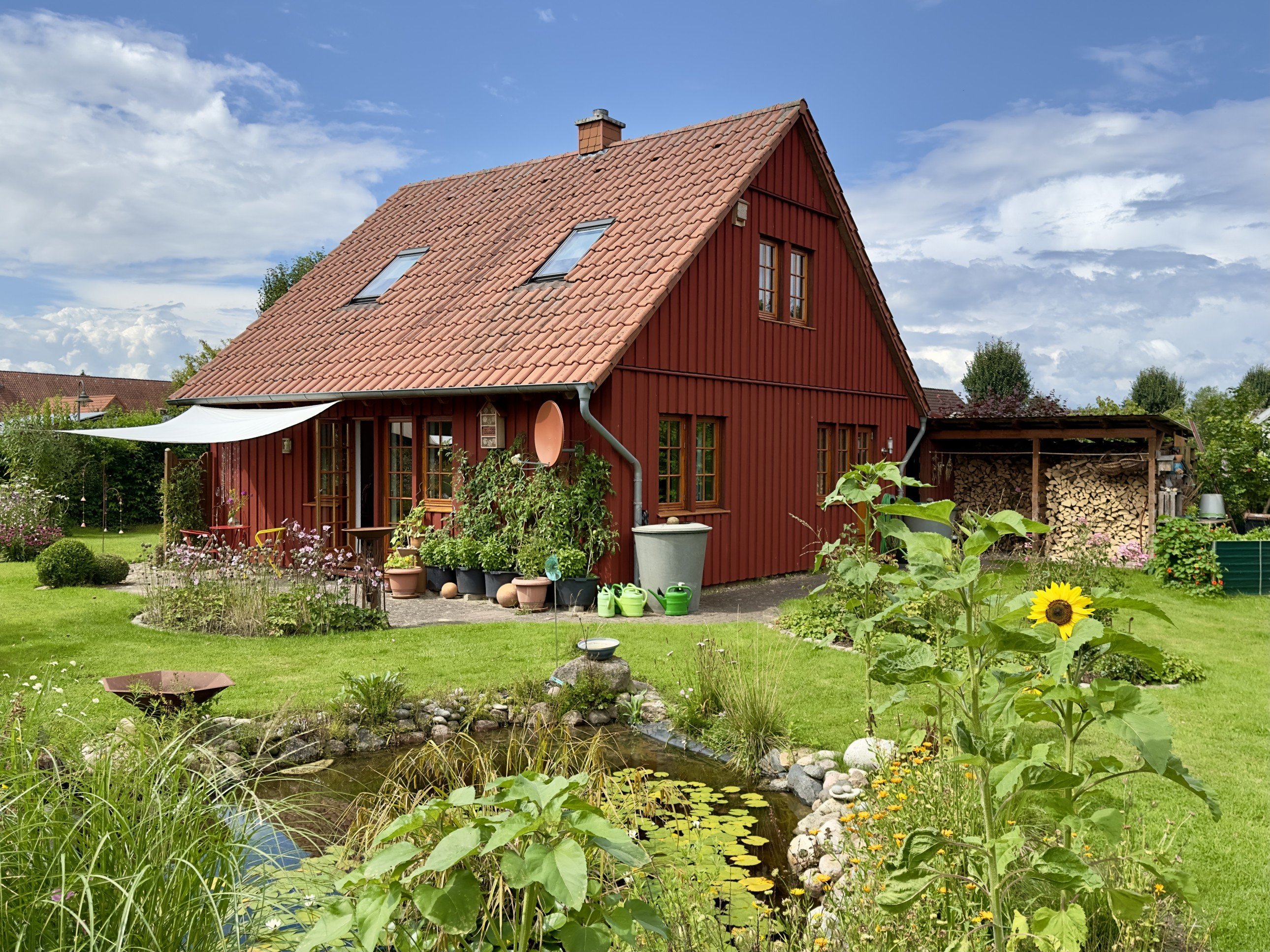 Foto Damlos - Gartenparadies mit Schwedenhaus