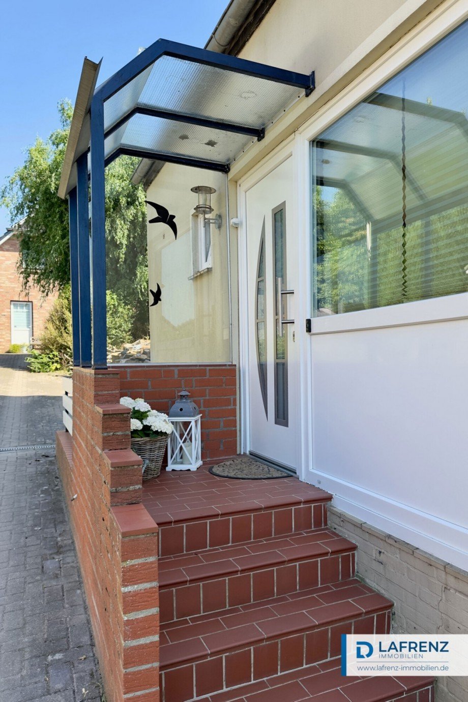 Eingang-und-Treppe Einfamilienhaus Eutin