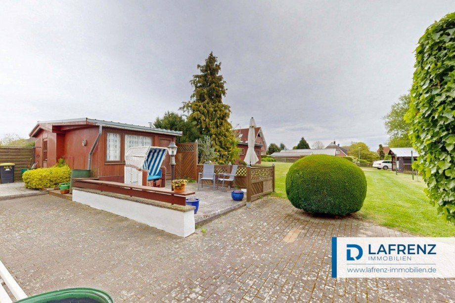�bersicht-Garten Einfamilienhaus Schashagen