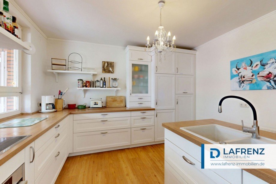 Betreiberwohnung K�che Mehrfamilienhaus Malente / Krummsee