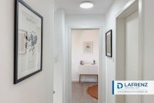 Flur-im-Dachgeschoss Sch�ner Wohnen in ruhiger Lage - Saniertes Reihenendhaus mit Garten nach S�den