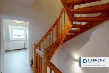Treppe Ohne K�uferprovision und frisch renoviert. Tolles Familienhaus im Hinterland von Scharbeutz
