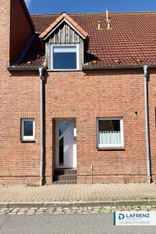 Hausansicht (noch Sommer 2025) Ohne K�uferprovision und frisch renoviert. Tolles Familienhaus im Hinterland von Scharbeutz