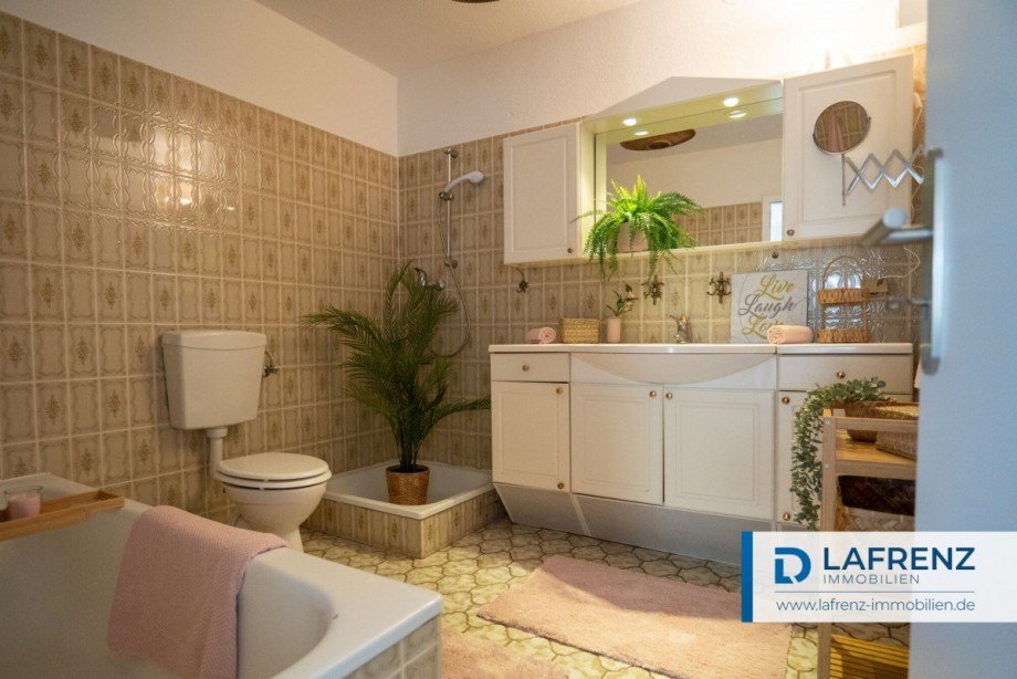 Badezimmer Doppelhaush�lfte Klein Wesenberg