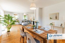 Hauptbild Ihr Pferd vor der Haustür - Modernes Einfamilienhaus mit Weideland direkt am Haus