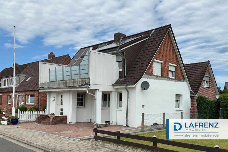 Ansicht-von-der-Stra�e-2 Zweifamilienhaus Fehmarn