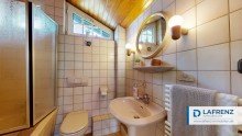 Badezimmer Mitten im Leben - Ein kleines Haus im Eutiner Stadtkern!