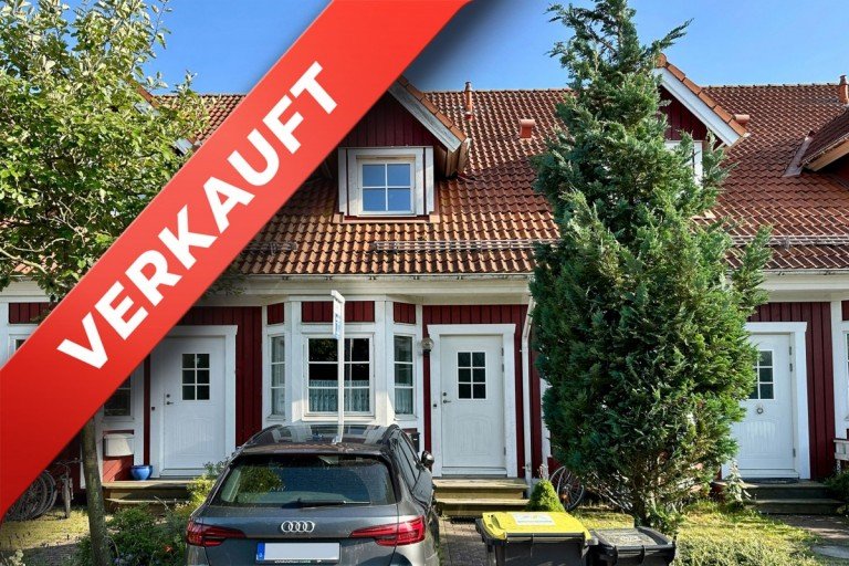 verkauft Fehmarn / Burg auf Fehmarn Reihenmittelhaus S��es Schwedenhaus in Burg in der N�he von S�dstrand und Hafen.