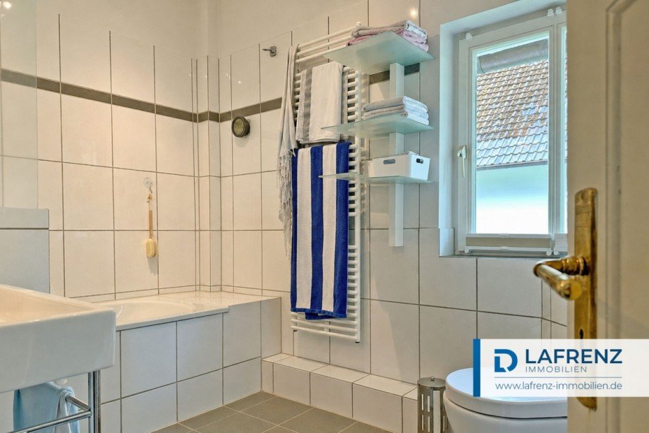 Badezimmer-im-Obergeschoss Einfamilienhaus Hamburg / Rahlstedt