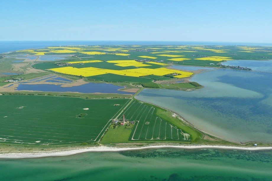 Blick von Fl�gge Richtung Orth Wohngrundst�ck Fehmarn / Orth