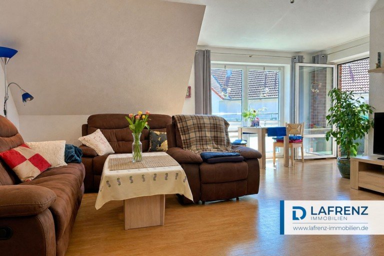 Wohnzimmer-2 Fehmarn Etagenwohnung Seniorengerechte Kapitalanlage auf Fehmarn - Vermietete Wohnung mit Balkon und Stellplatz