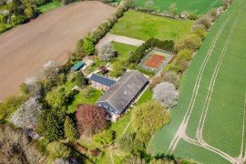 Hauptbild Ferienvermietung in Alleinlage! 12 Wohnungen mit Haupthaus, Scheune und großem Grundstück